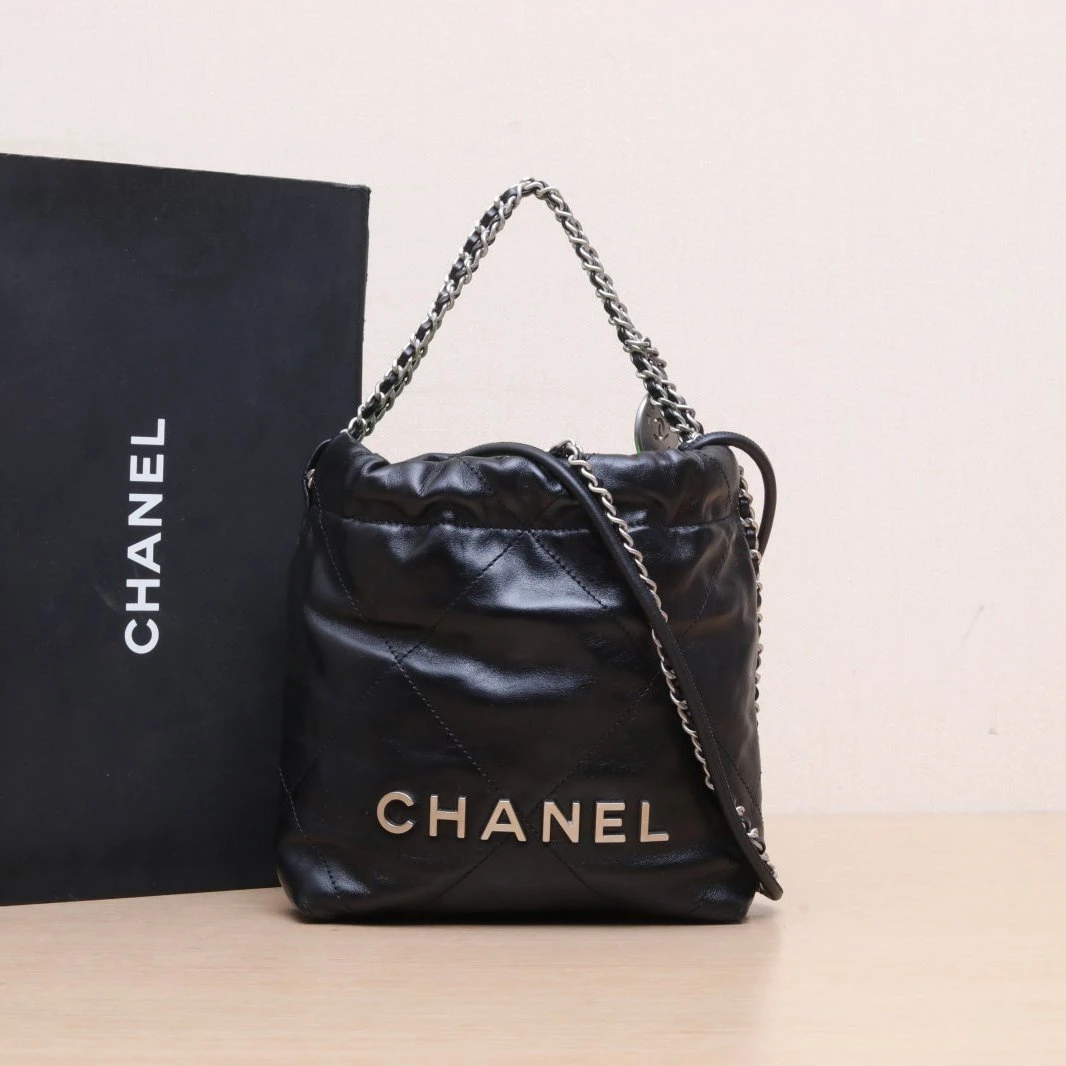 99新 Chanel/香奈儿 【小花Han】22Bag托特包 Mini 黑色 芯片开