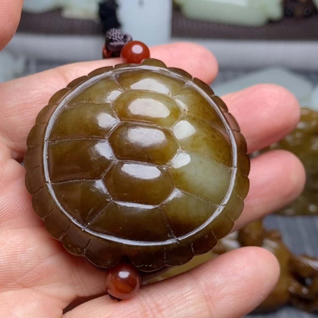 【闪购商品】和田玉(糖玉)颈饰未镶嵌