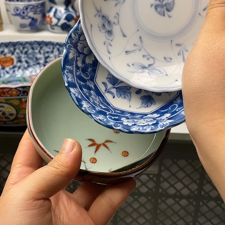 瓷片小*瑶你就在家里待不着啦哈你还