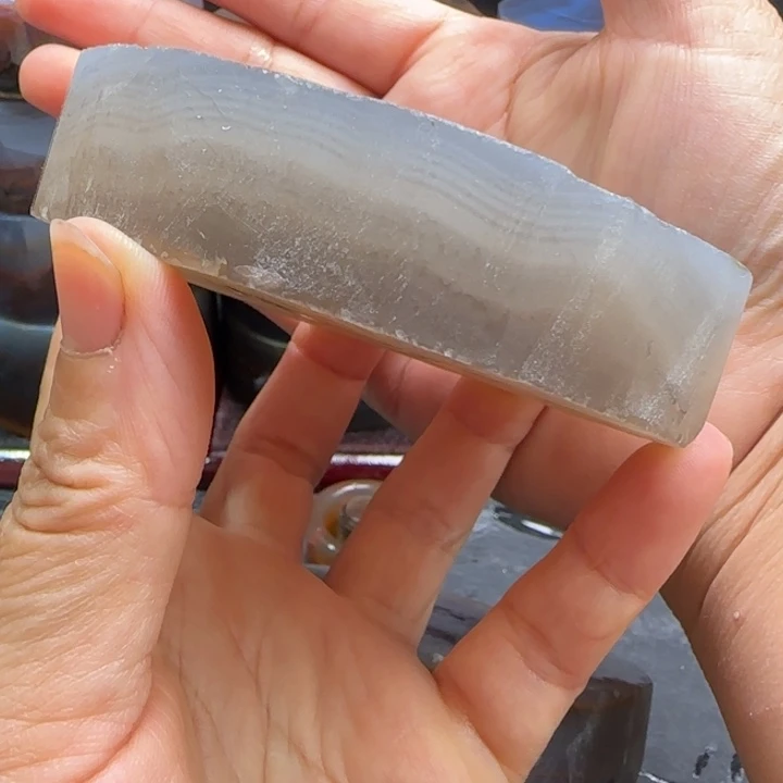 南***姐定制玛瑙手镯定制