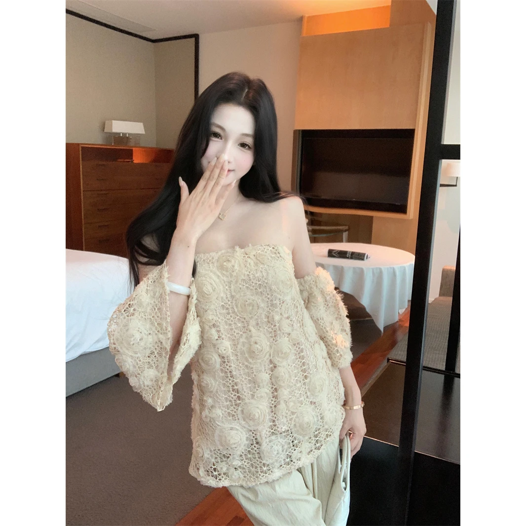 一字肩钩花镂空复古抹胸背心女夏季设计感宽松短款裹胸纯欲风上衣