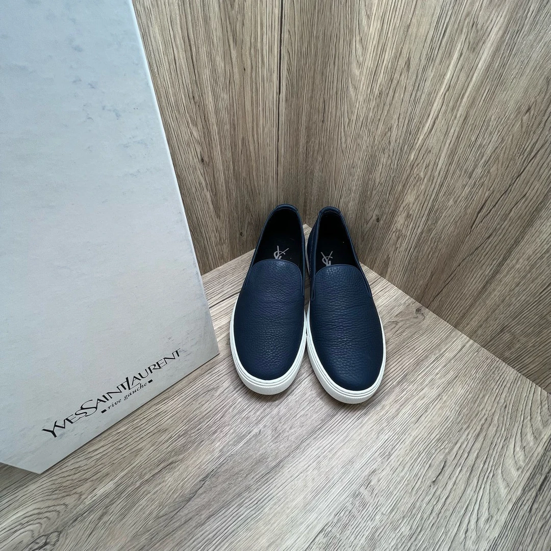 95新 YSL/圣罗兰 刺绣一脚蹬板鞋 39码/原盒防