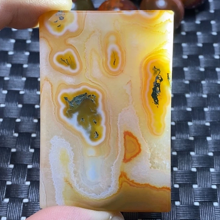 玛瑙/玉髓颈饰未镶嵌那**谁