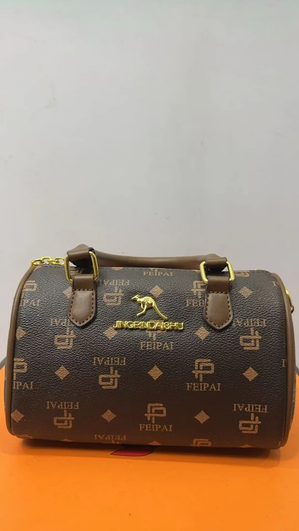 （亮牌灯点关注才可以拍）单肩斜手提包气质手提包肩包经典轻奢时尚