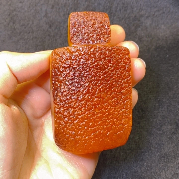 定制琥珀加**?琥珀蜜蜡吊坠