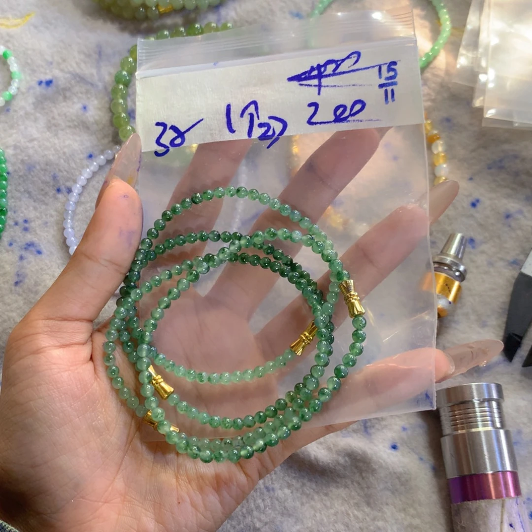 定制翡翠未镶嵌天然缅甸翡翠多样性