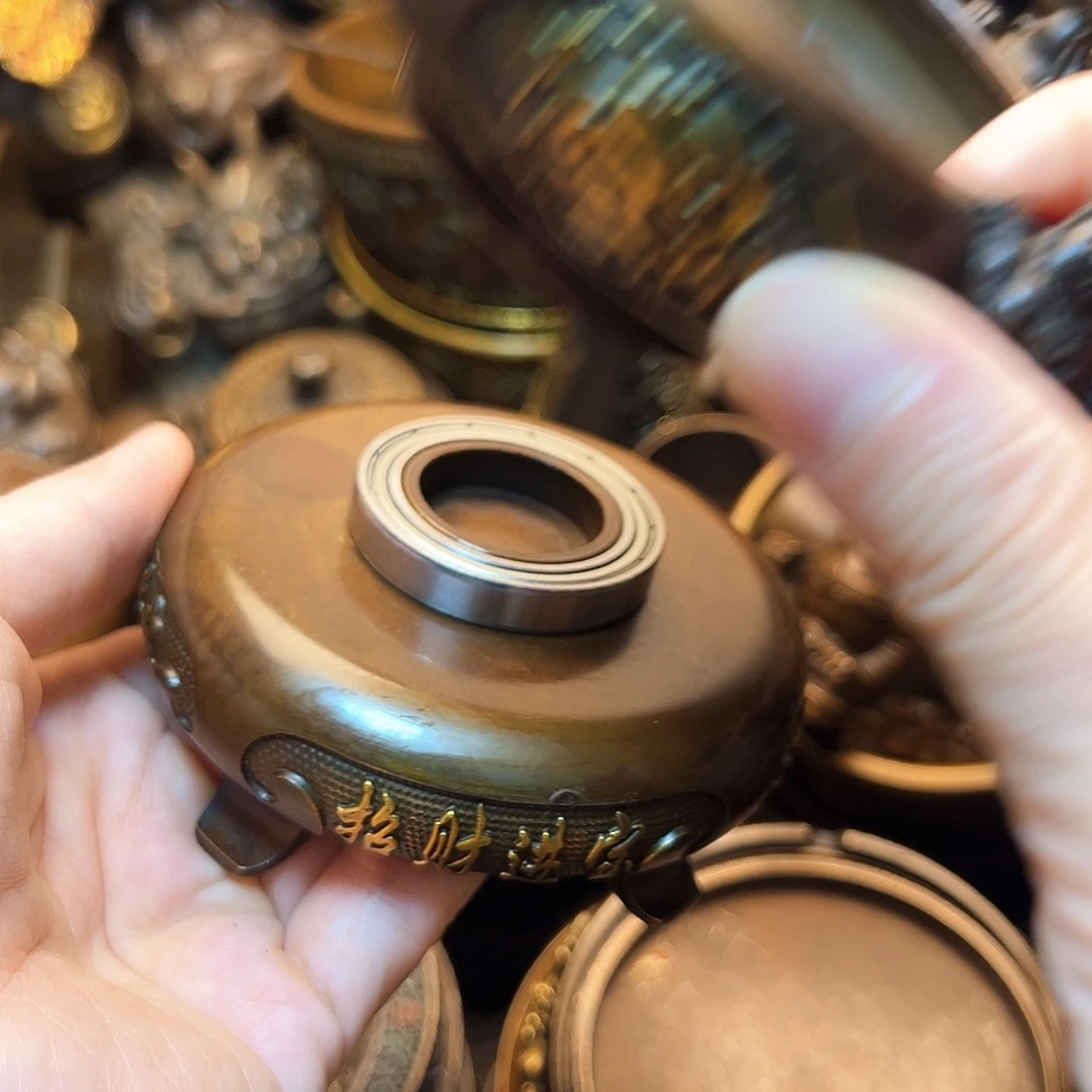精美铜器工艺品等