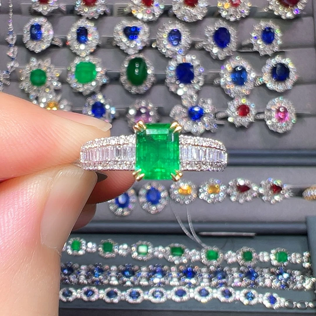 祖母绿18K金镶嵌GUILD极微油0.91ct