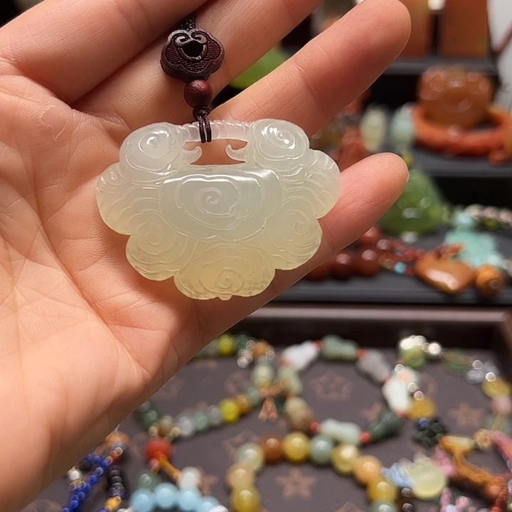 未镶嵌岫玉吊坠，挂件，