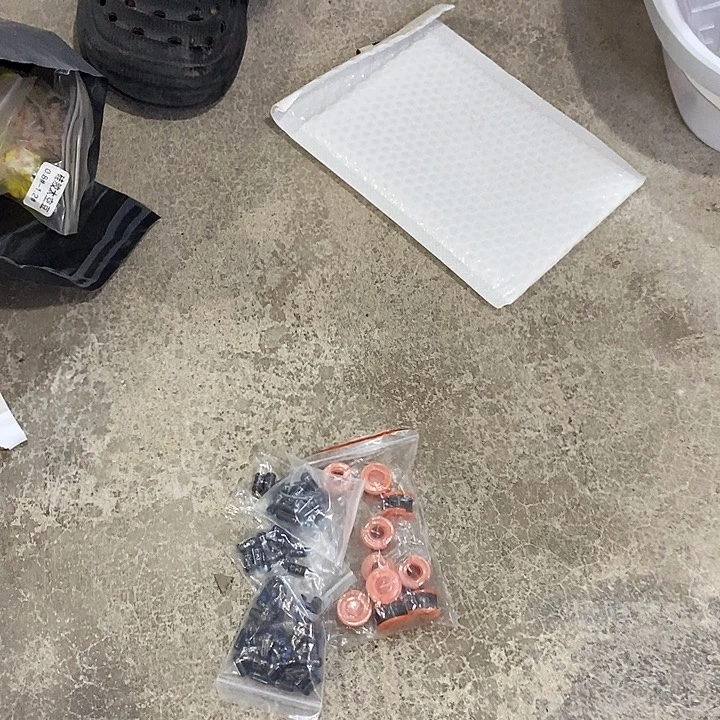 13号垂钓小配件一个