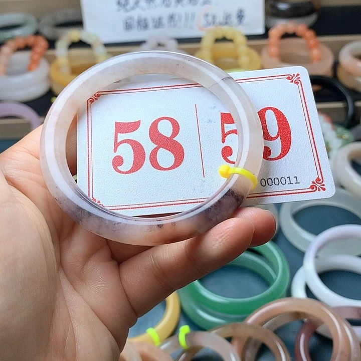 石英质玉（黄龙玉）未镶嵌手镯