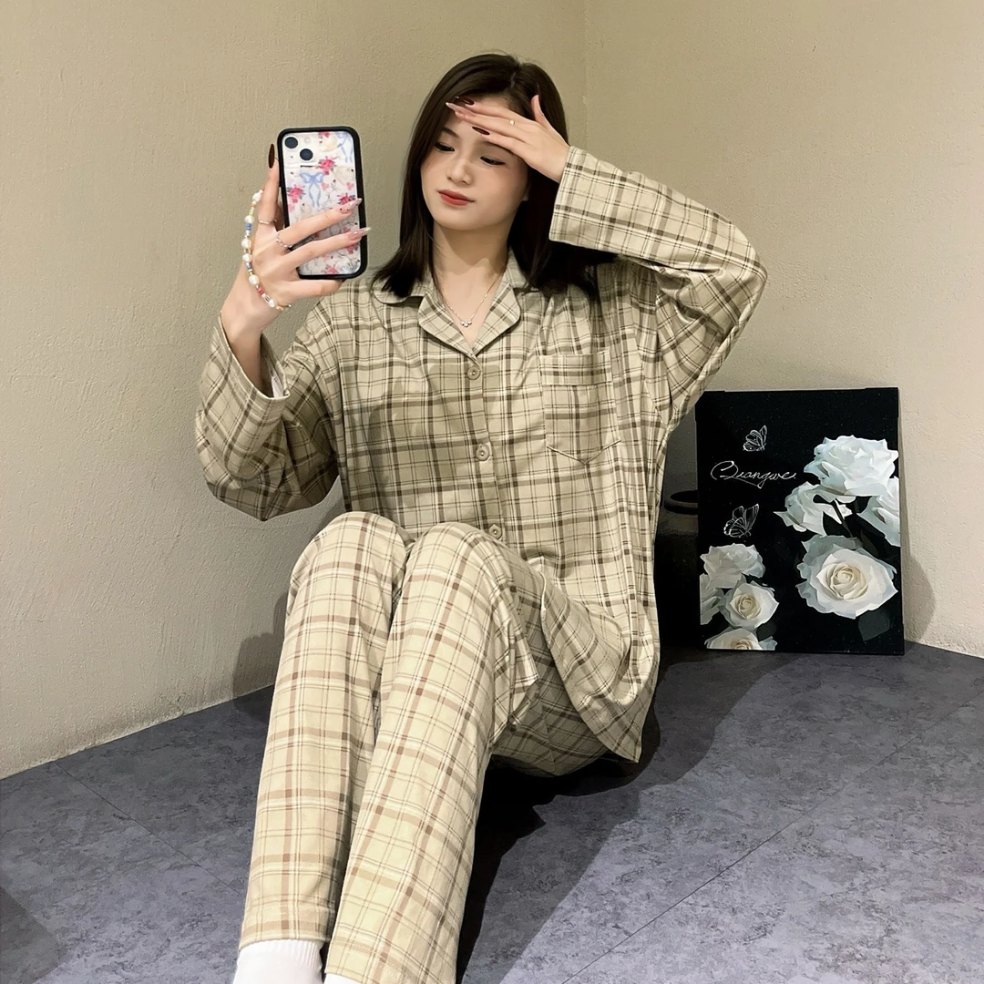 春秋新款睡衣女带胸垫长袖简约格子家居服套装休闲宽松可外穿女士