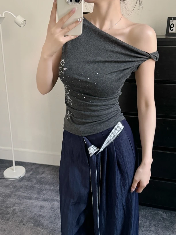 韩系纯欲风斜肩短袖T恤设计感小众修身显瘦百搭露肩上衣9220