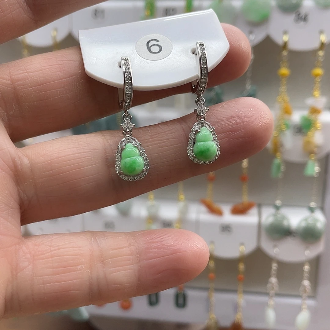 欢***心翡翠未镶嵌耳饰翡翠未镶嵌耳饰6