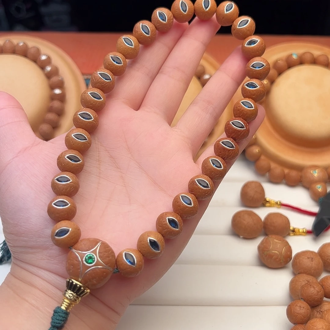 凤眼菩提吊坠凤眼菩提