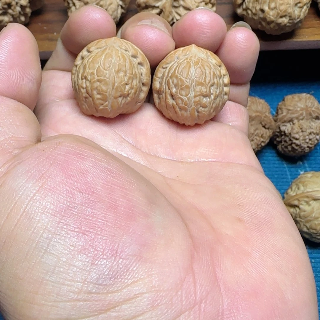 文玩核桃吊坠全品29平谷舍利子