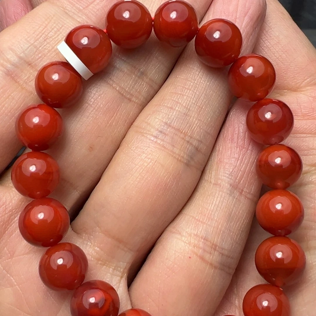 南红玛瑙颈饰未镶嵌与*乐