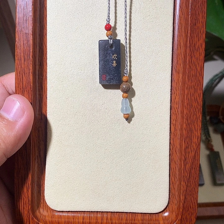 和田玉未镶嵌颈饰和田玉 009