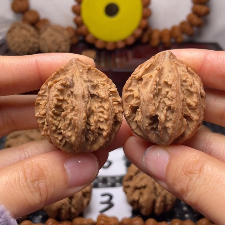 文玩核桃吊坠秦岭核桃