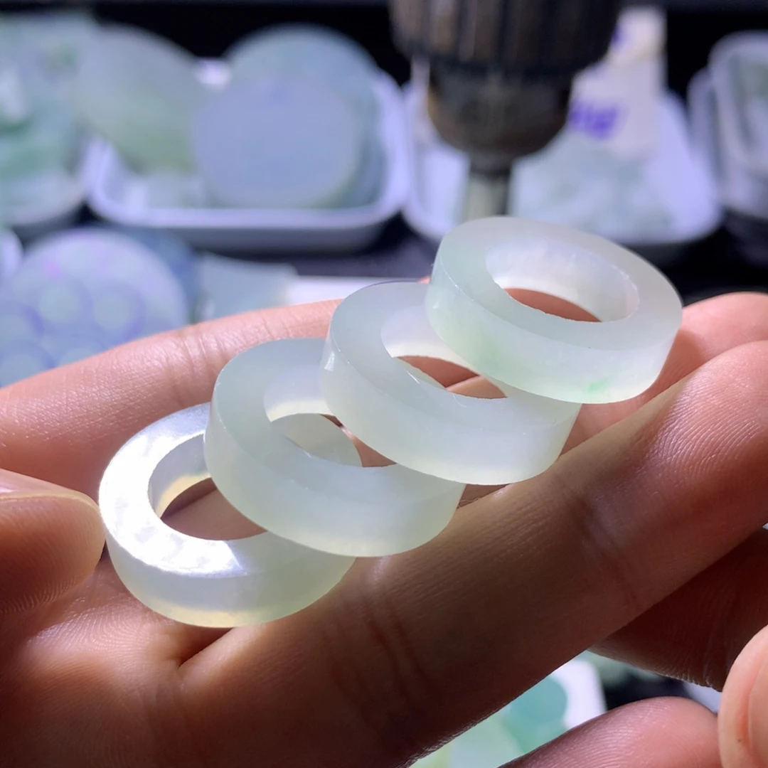 未镶嵌定制翡翠卡17.5内径以内圈口戒圈，680一个