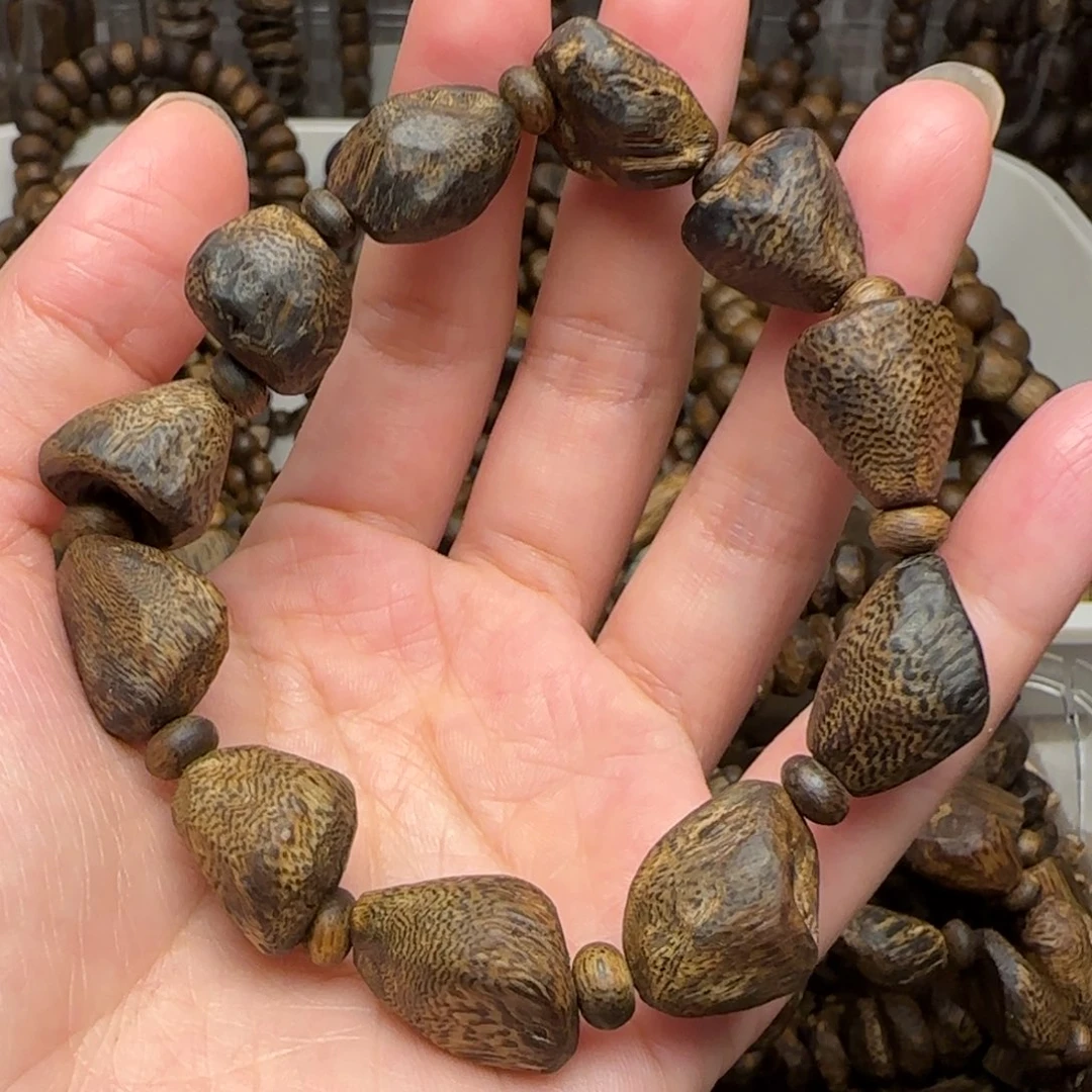 沉香手串0***0单圈树丁包头老料张勺子15.4克