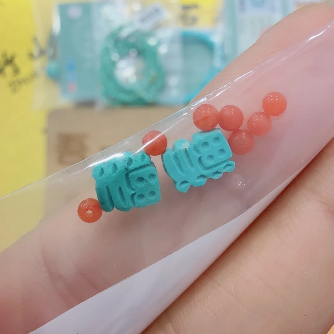 南红玛瑙未镶嵌珠宝奇石