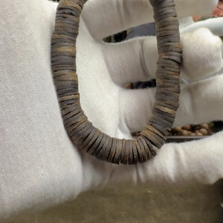 L***、沉香碎屑沉香沉水钱串子16克➕