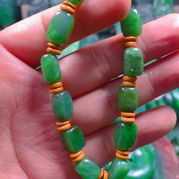 和田玉（碧玉）未镶嵌珠宝半成品