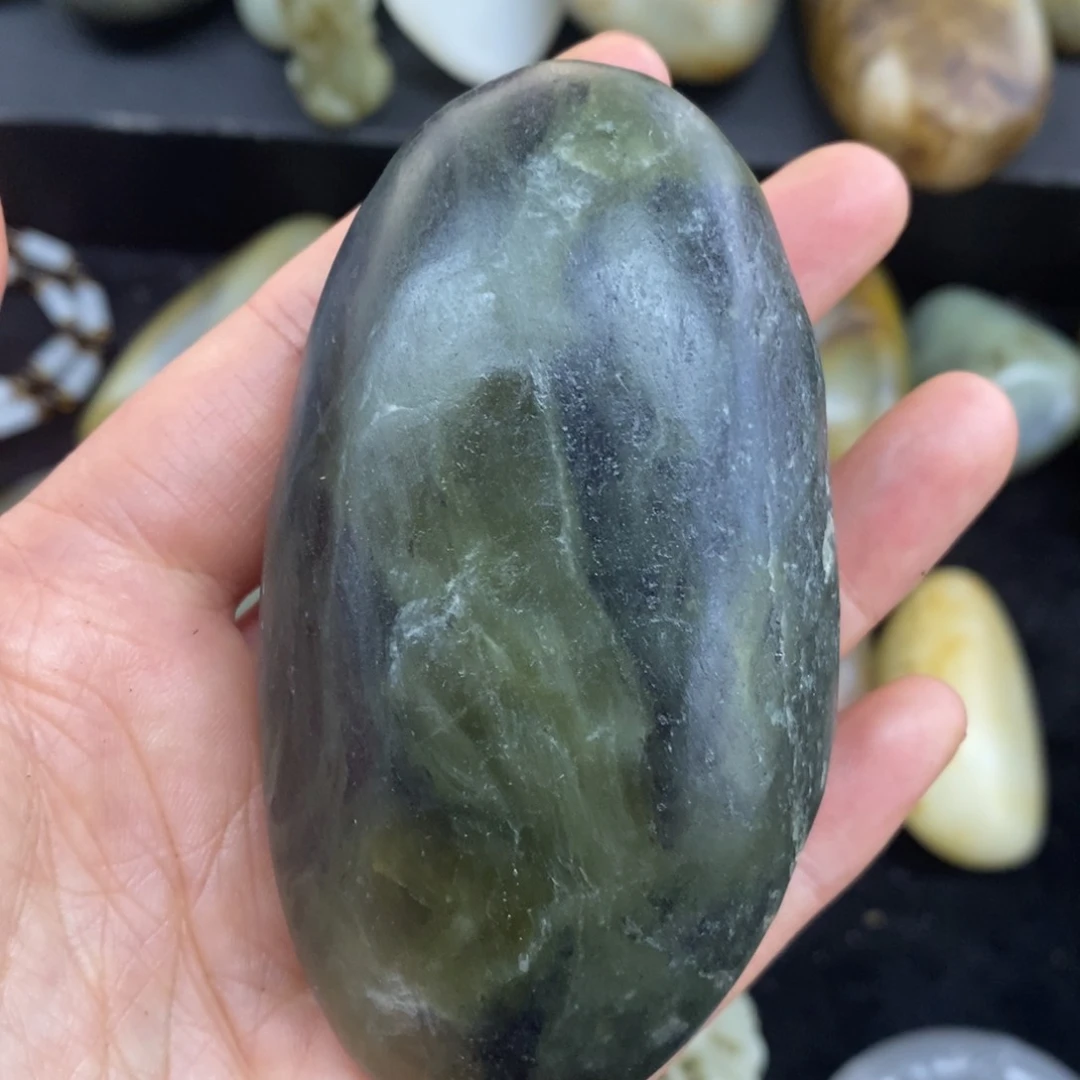 未镶嵌和田玉（糖玉）挂件