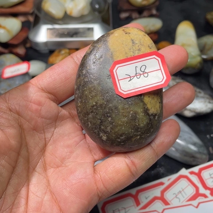 颈饰未镶嵌和田玉268