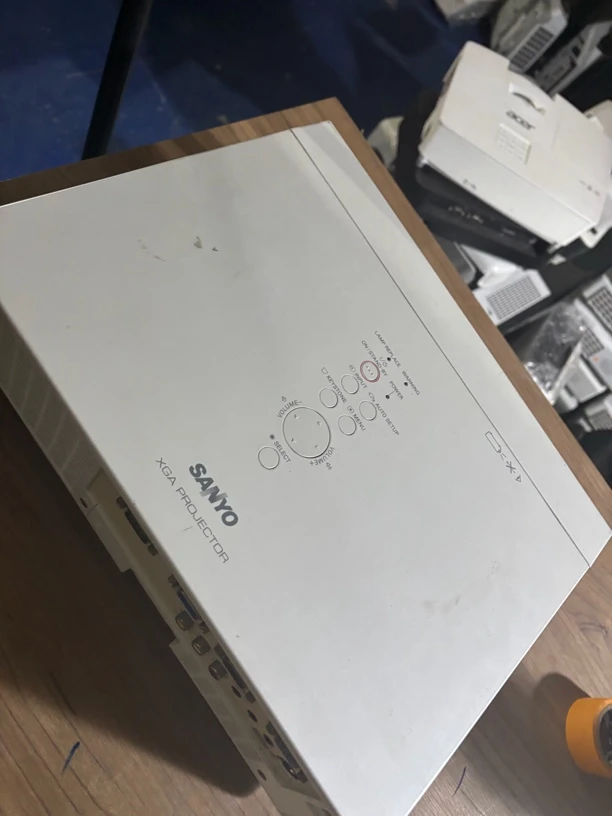 9新  二手 三洋配件机 运费自理