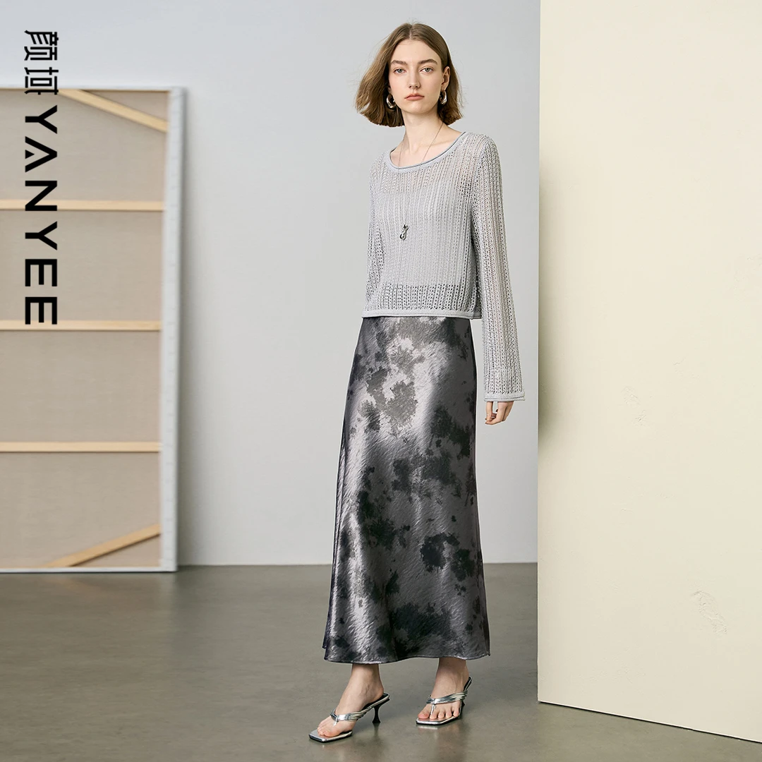 颜域灰色缎面半身裙女2025夏季新款高级感显瘦水墨印花10S250700