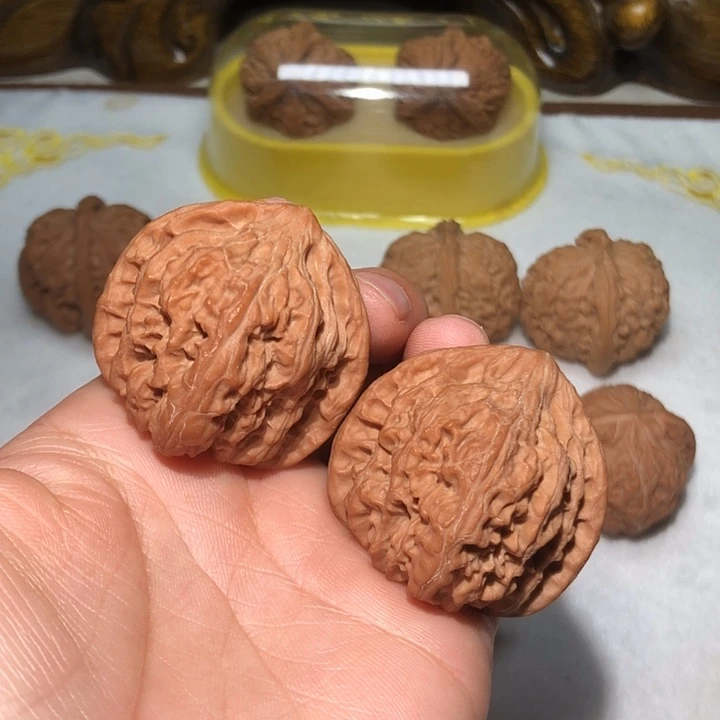 把件文玩核桃40火焰马蹄