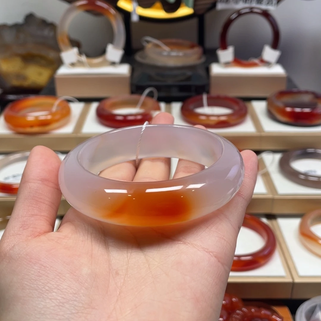 玛瑙/玉髓未镶嵌手镯