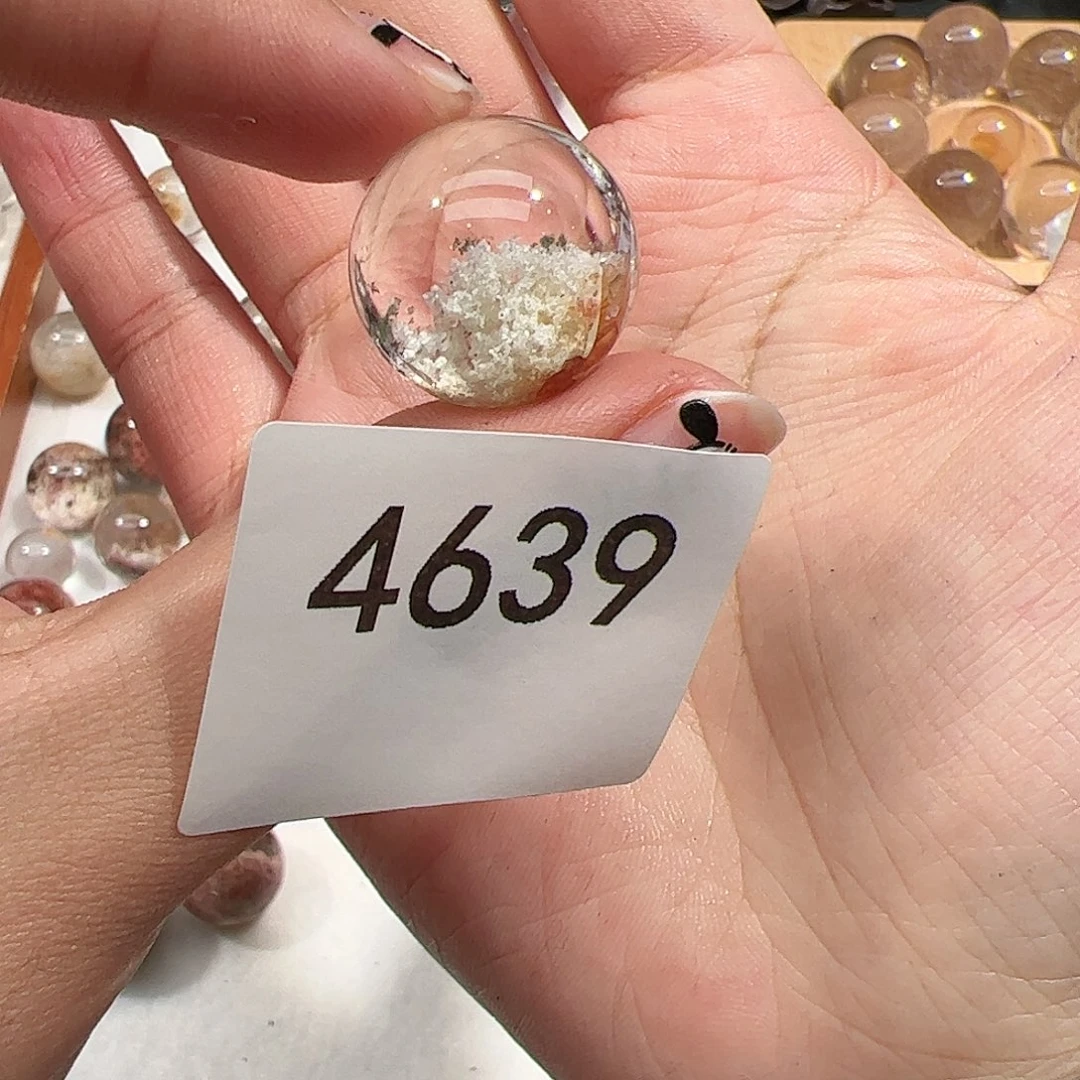 橘***儿水晶大型摆件（非配饰）未镶嵌