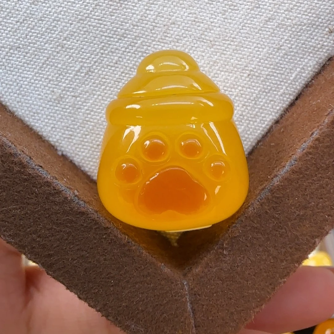 琥珀未镶嵌珠宝奇石