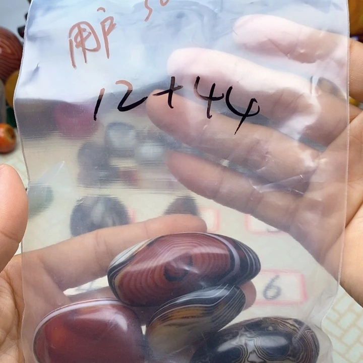 用***3玛瑙/玉髓未镶嵌颈饰