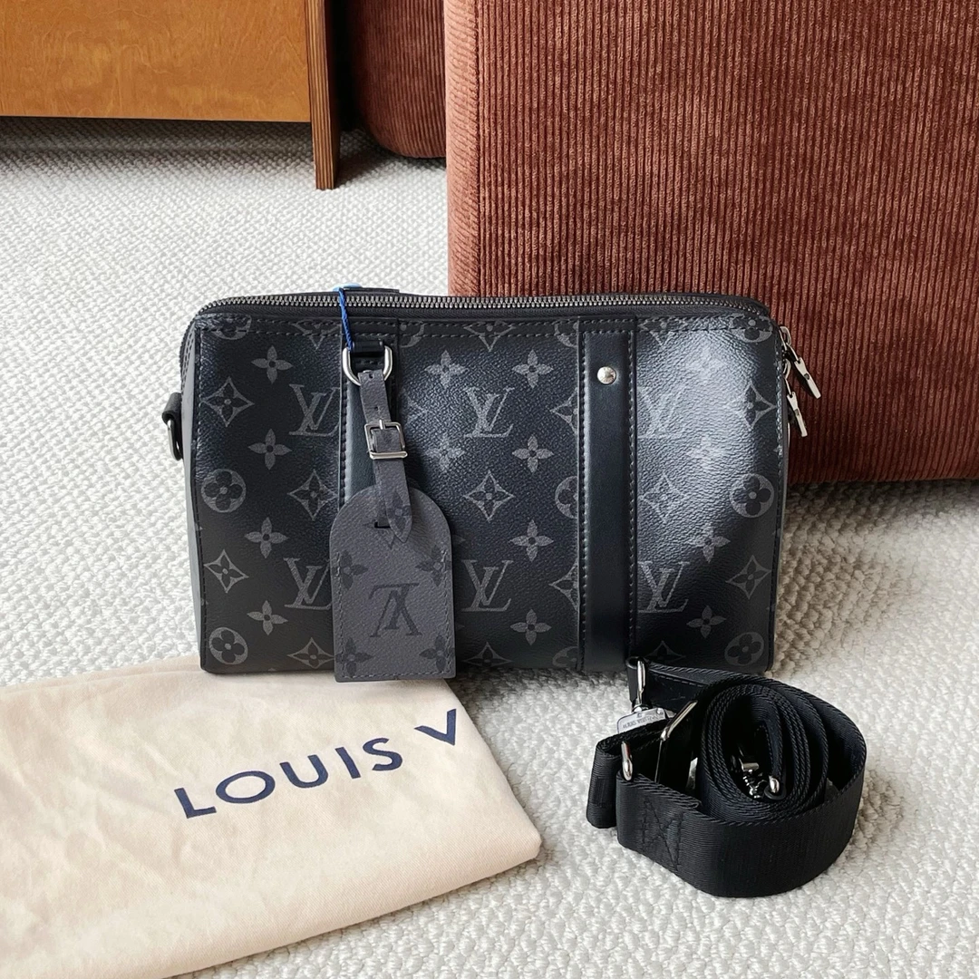 99新 LouisVuitton/路易威登 city keepall27斜挎包 BJM13-1112
