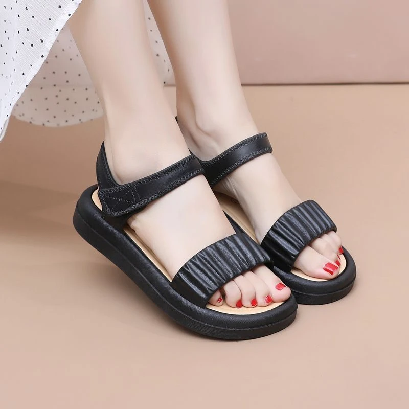 外穿女士凉拖鞋厚底夏季时尚防滑舒适软底耐磨学生百搭露趾凉鞋女