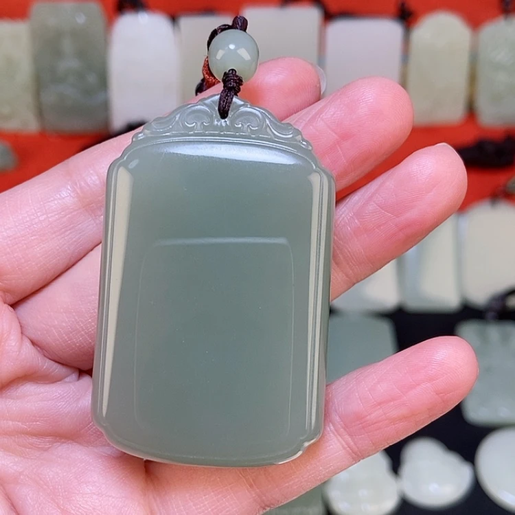 【闪购商品】颈饰未镶嵌和田玉