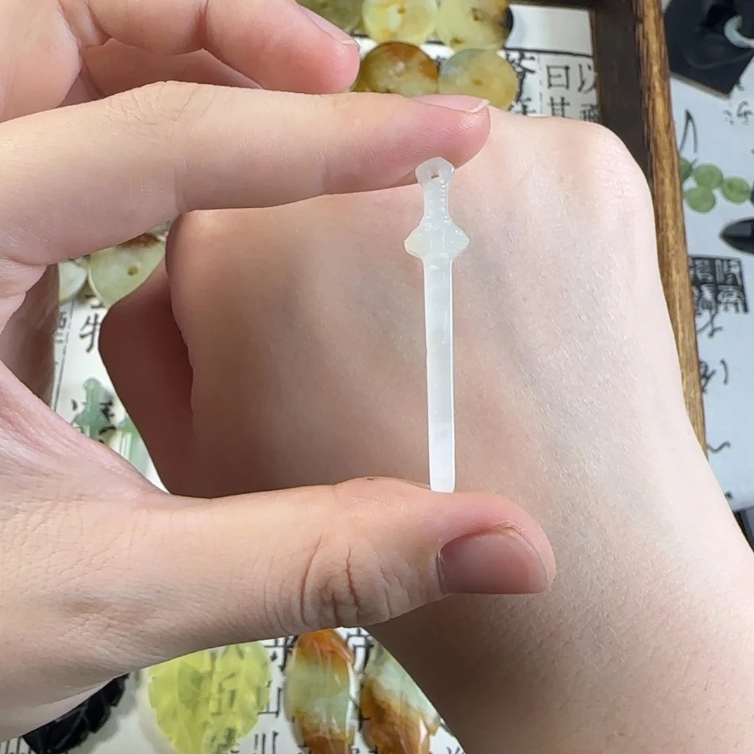 蛇纹石玉合金颈饰