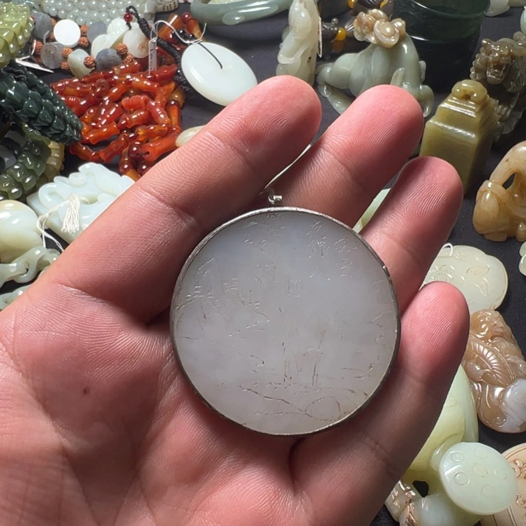 和田玉（糖玉）未镶嵌颈饰