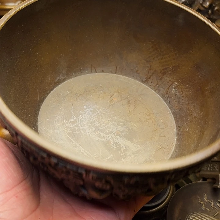 精美铜器做工精湛