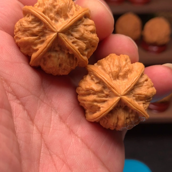 文玩核桃吊坠金刚骰子四棱