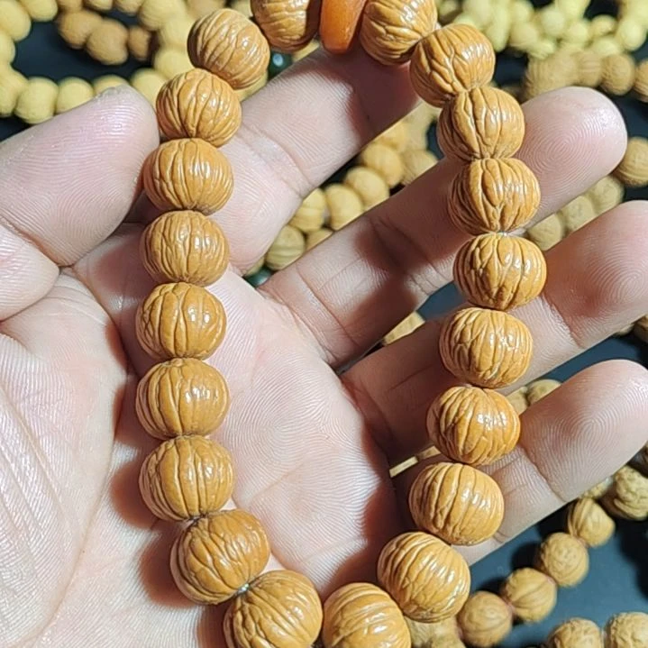 吊坠桃核文玩桃核 猴头手持