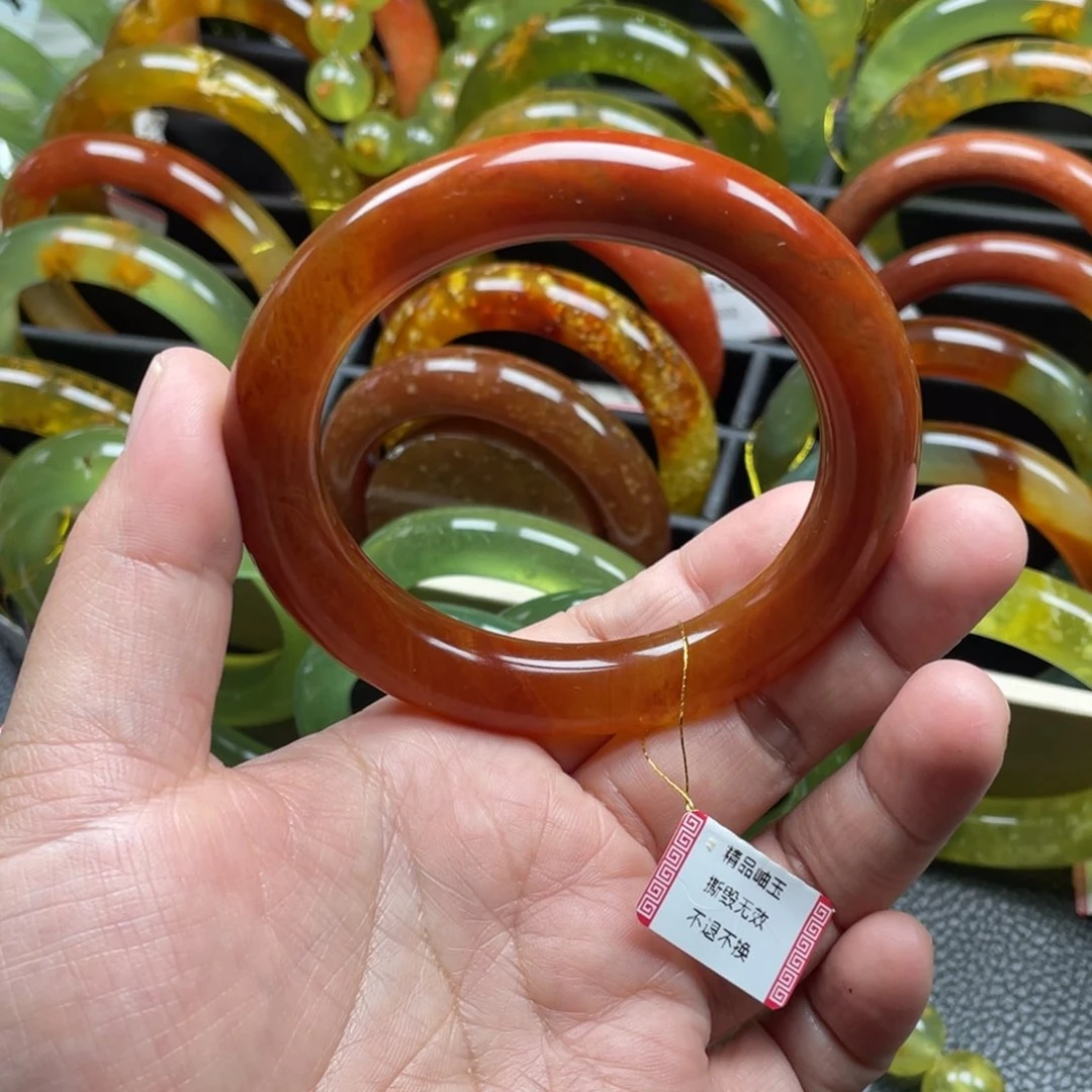 未镶嵌蛇纹石玉手镯有瑕