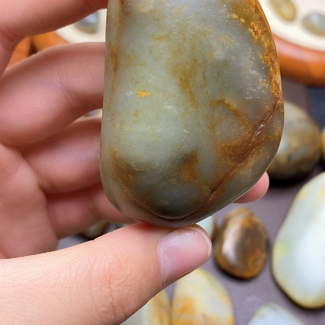 和田玉未镶嵌颈饰8