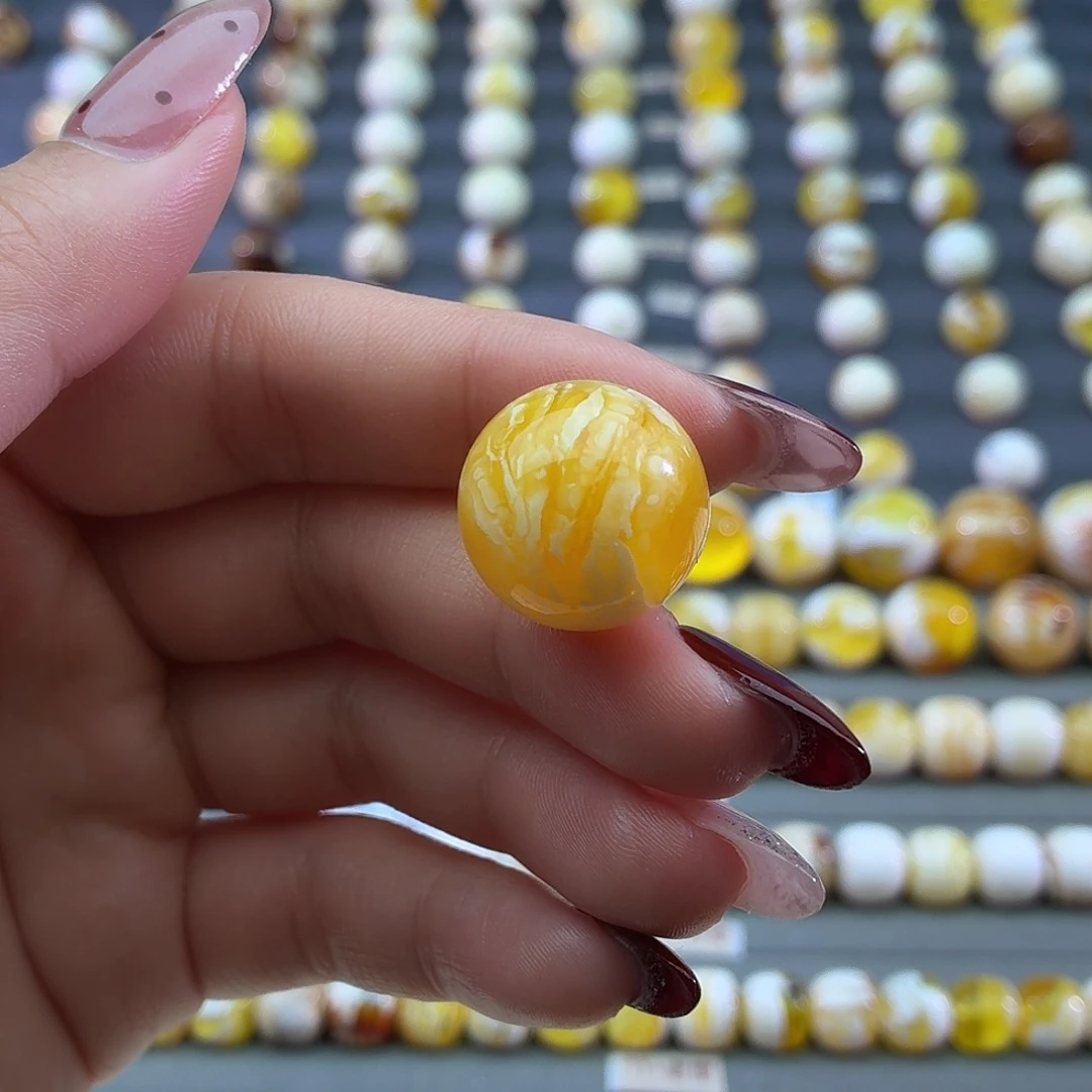 琥珀未镶嵌裸石蜜蜡18