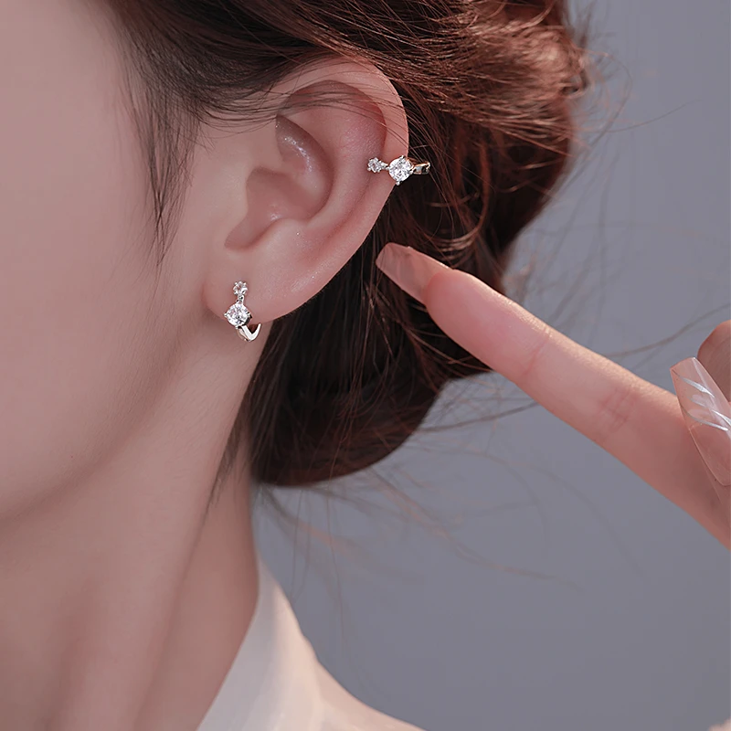 足银合成锆石耳饰 简约爆闪耳扣精致百搭设计感耳环小众精致耳饰