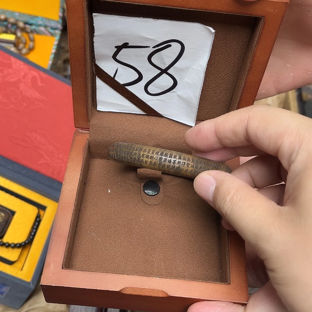 大叶紫檀（黑酸枝木类）